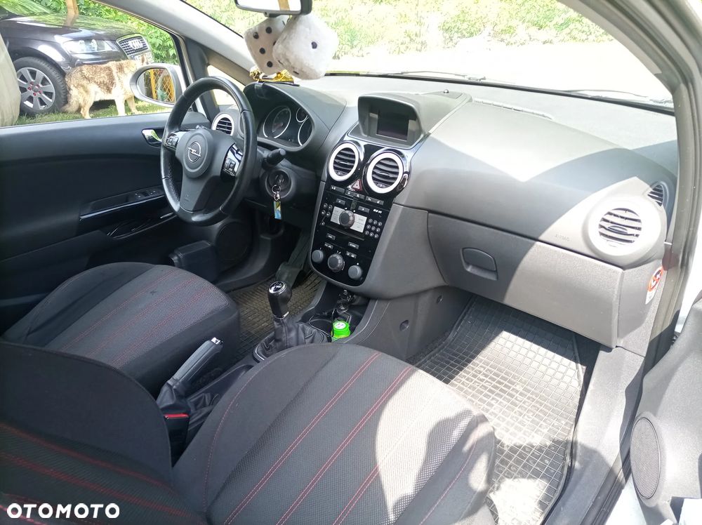 Opel Corsa - 10