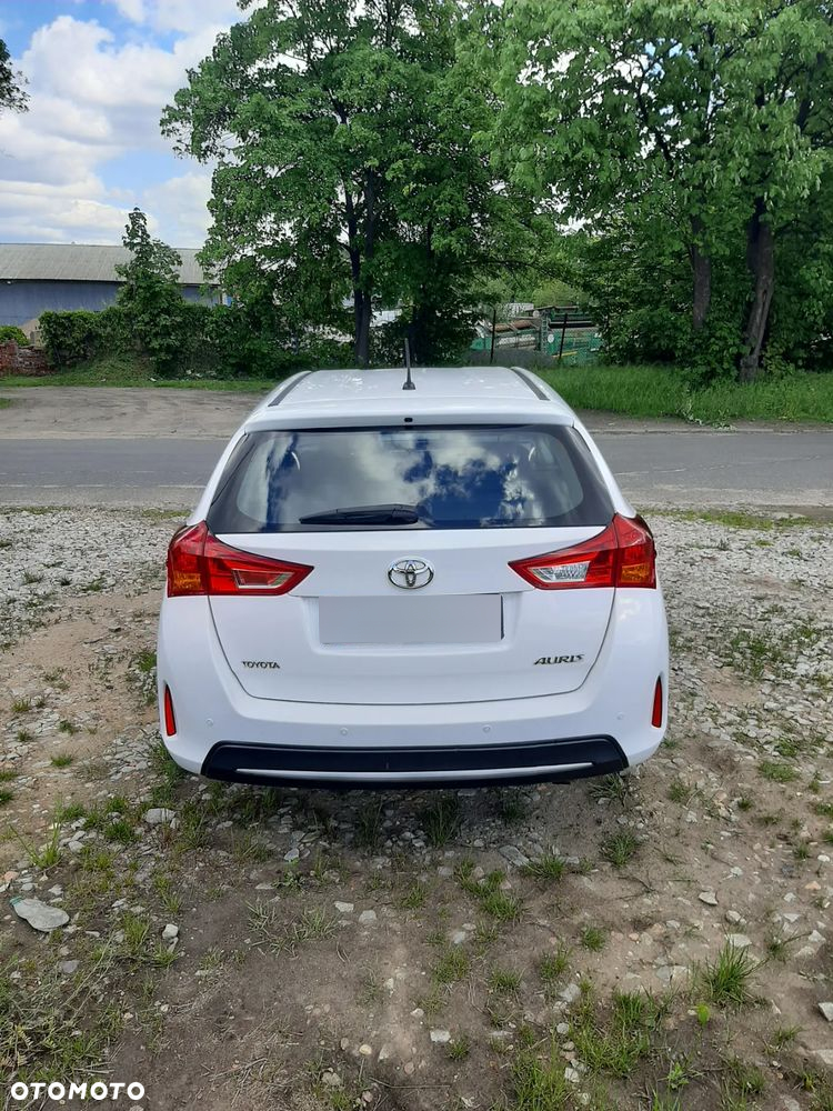 Toyota Auris 1.6 Dynamic - 2