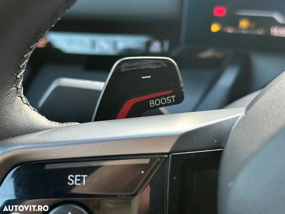 BMW Seria 5 520d xDrive Aut. M Sport Edition - 14