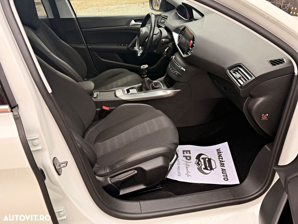 Peugeot 308 SW BlueHDi 130 Stop & Start Active Pack - 8