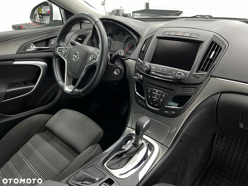 Opel Insignia 2.0 CDTI automatik Business Edition - 29