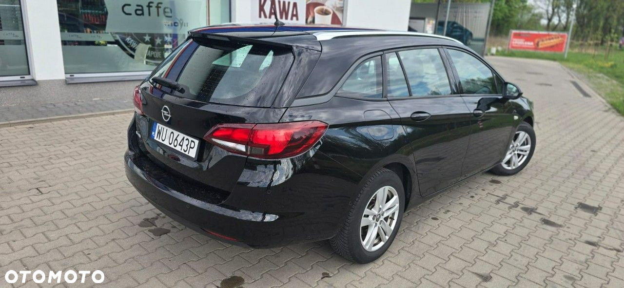 Opel Astra - 4