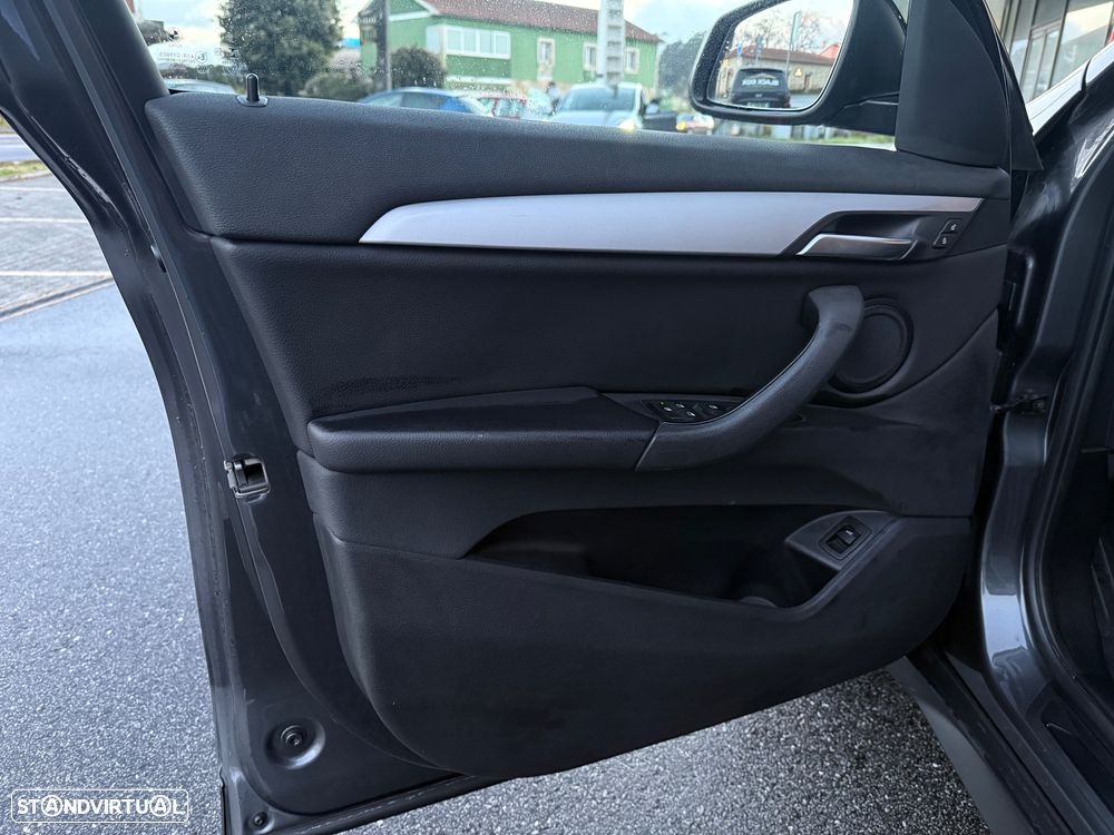 BMW X1 sDrive18i Aut. Advantage - 25