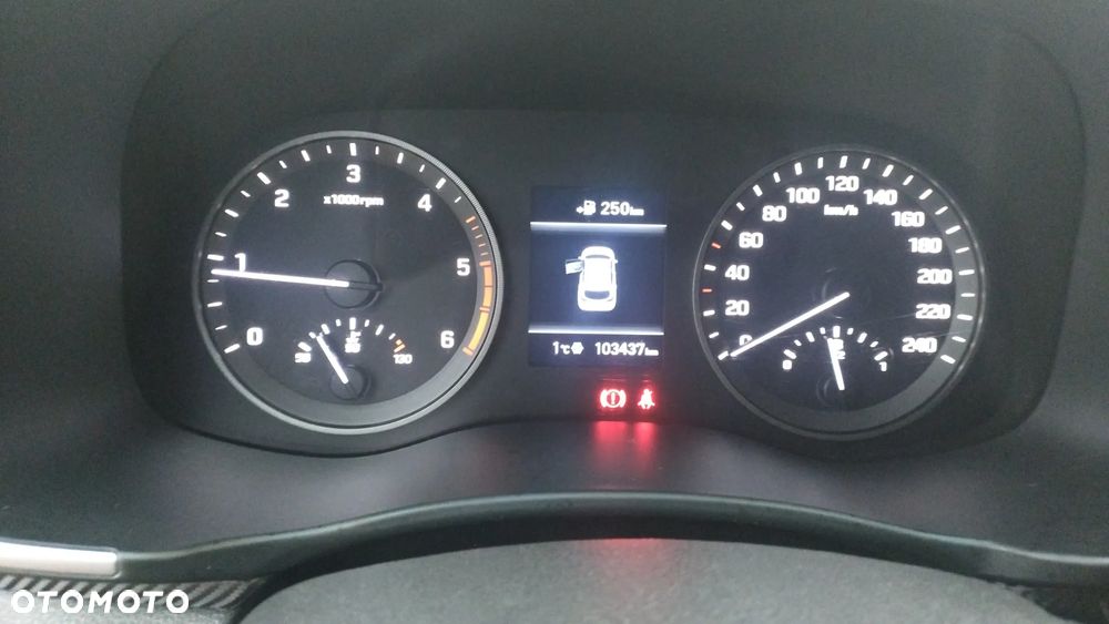 Hyundai Tucson blue 1.6 CRDi 4WD Select - 23