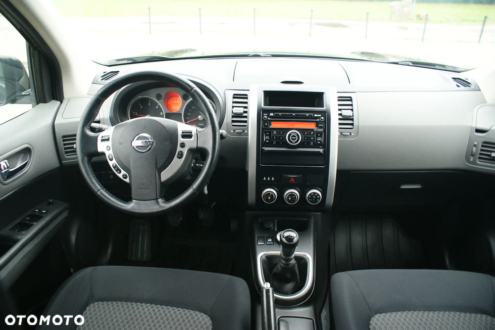 Nissan X-Trail 2.0 dCi 4x4 DPF SE - 7