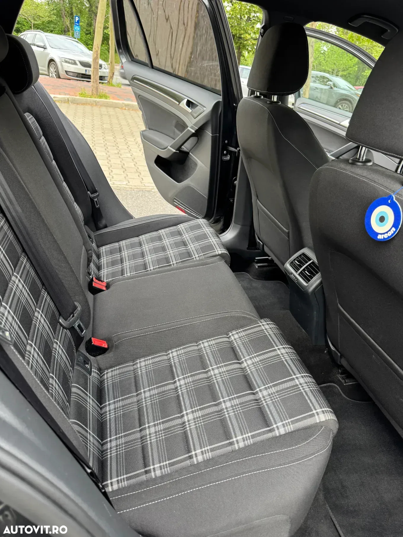 Volkswagen Golf GTD 2.0 TDI SCR DSG - 10