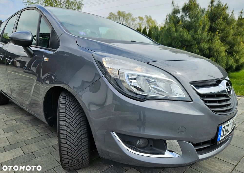 Opel Meriva 1.4 T Design Edition S&S - 33