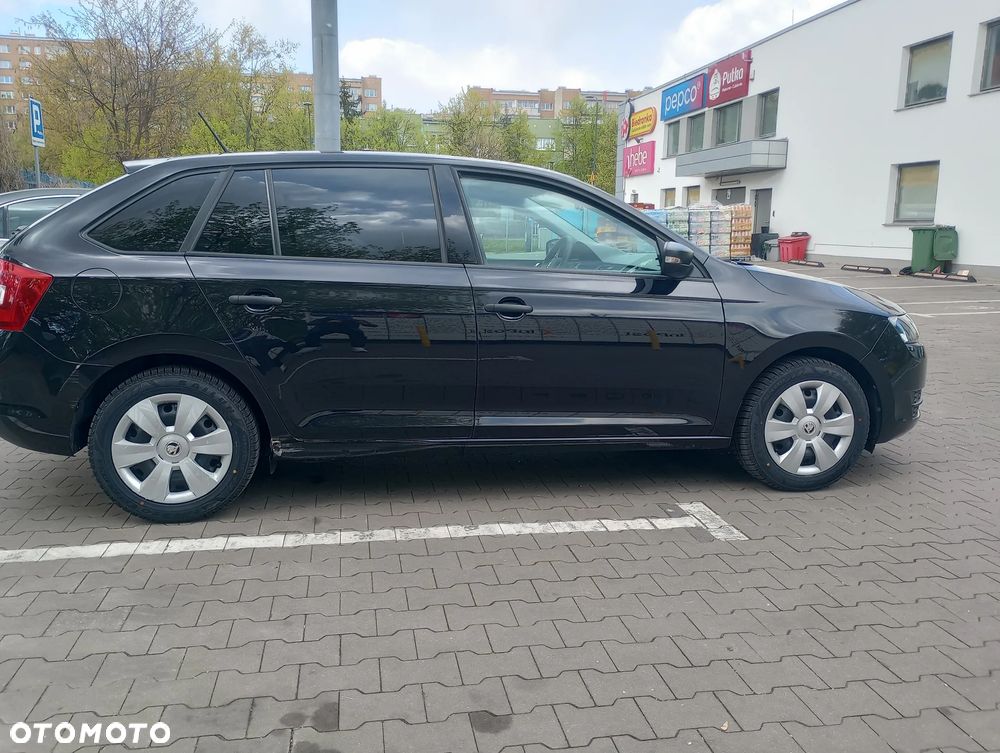 Skoda RAPID - 7