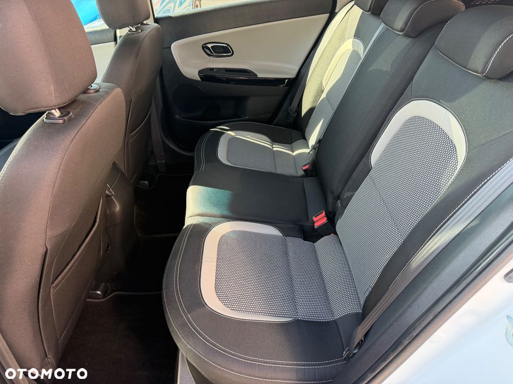 Kia Ceed 1.4 CVVT Dream Team Edition - 15