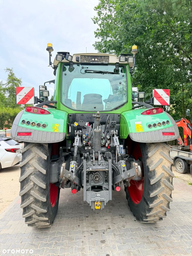 Fendt 724 profi plus - 25