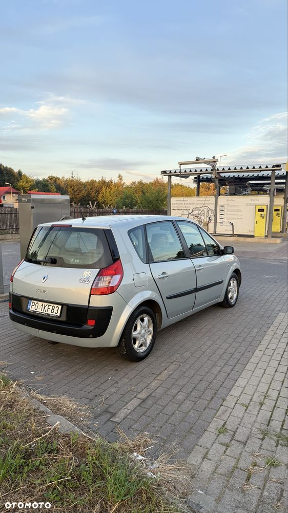 Renault Scenic - 2