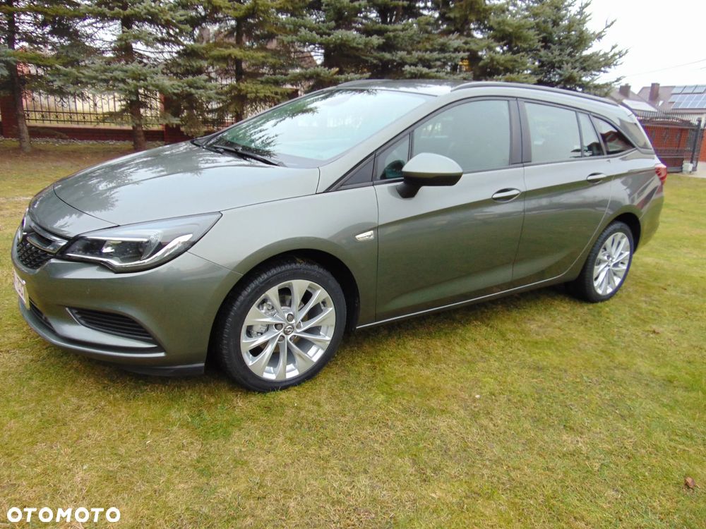 Opel Astra 1.4 Turbo Innovation - 2