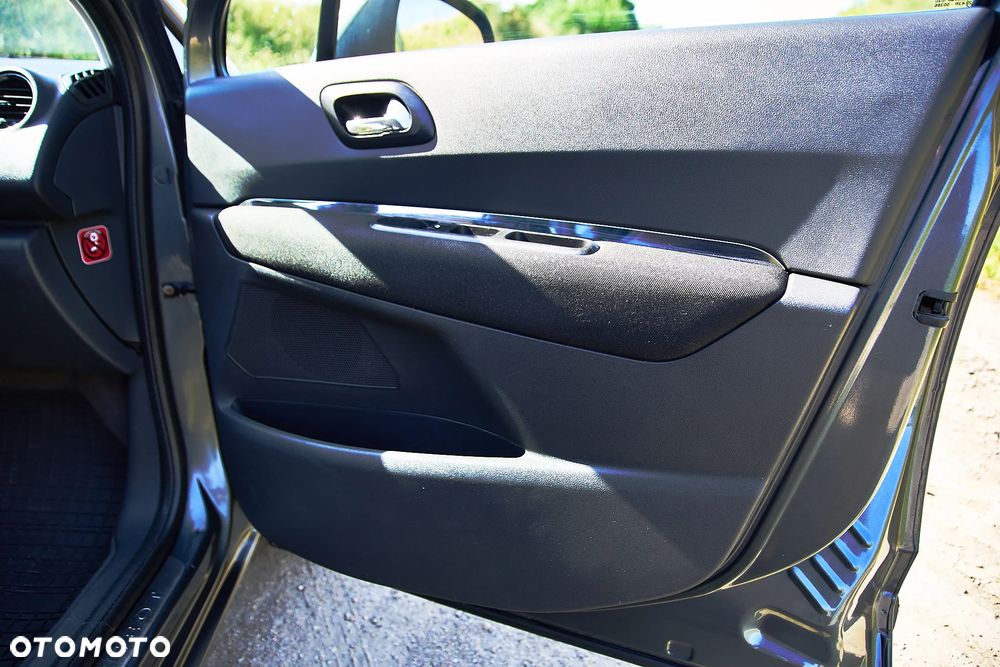 Peugeot 5008 2.0 HDi Premium + - 20