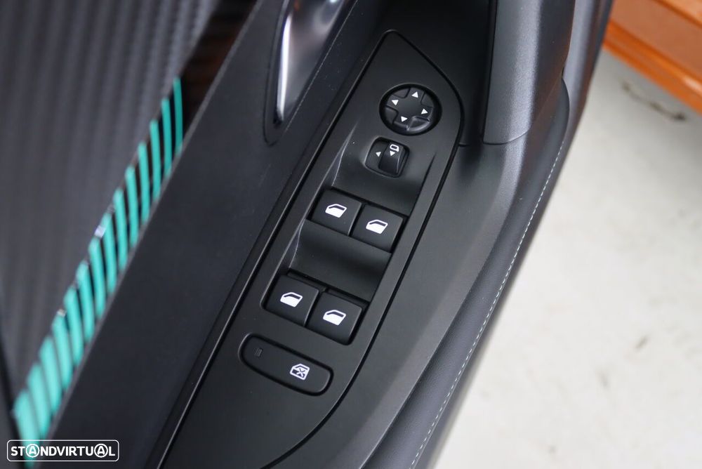 Peugeot e-2008 50 kWh Allure Pack - 20