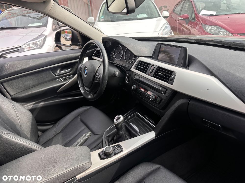 BMW Seria 3 318d Blue Performance Sport Line - 8