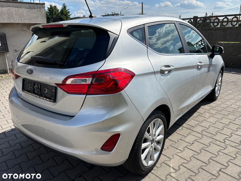 Ford Fiesta 1.1 Titanium - 10