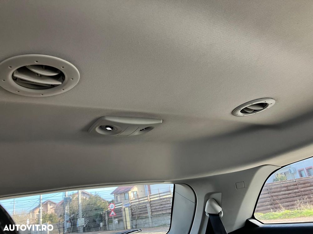 Fiat Freemont 2.0 Mjet AT AWD - 29