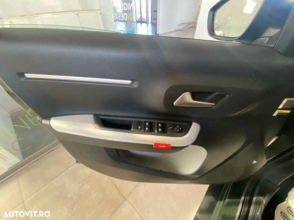 Citroën C3 AIRCROSS 1.2 Hybrid 145 eDCT6 PLUS - 16