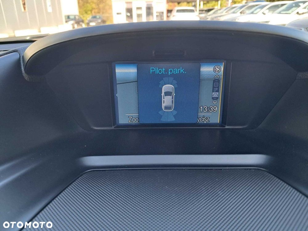 Ford Kuga - 30