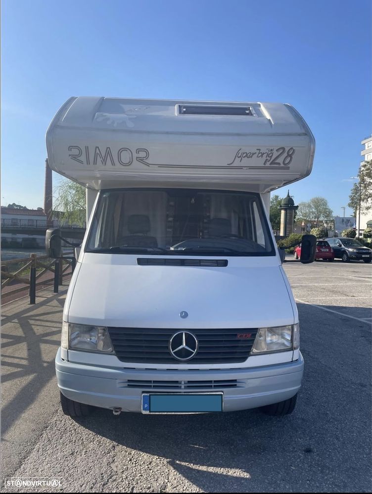 Mercedes-Benz Sprinter - 2
