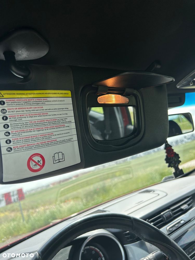 Alfa Romeo Giulietta 2.0 JTDM Progression TCT - 37
