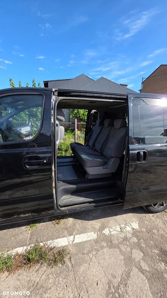 Hyundai H-1 - 15