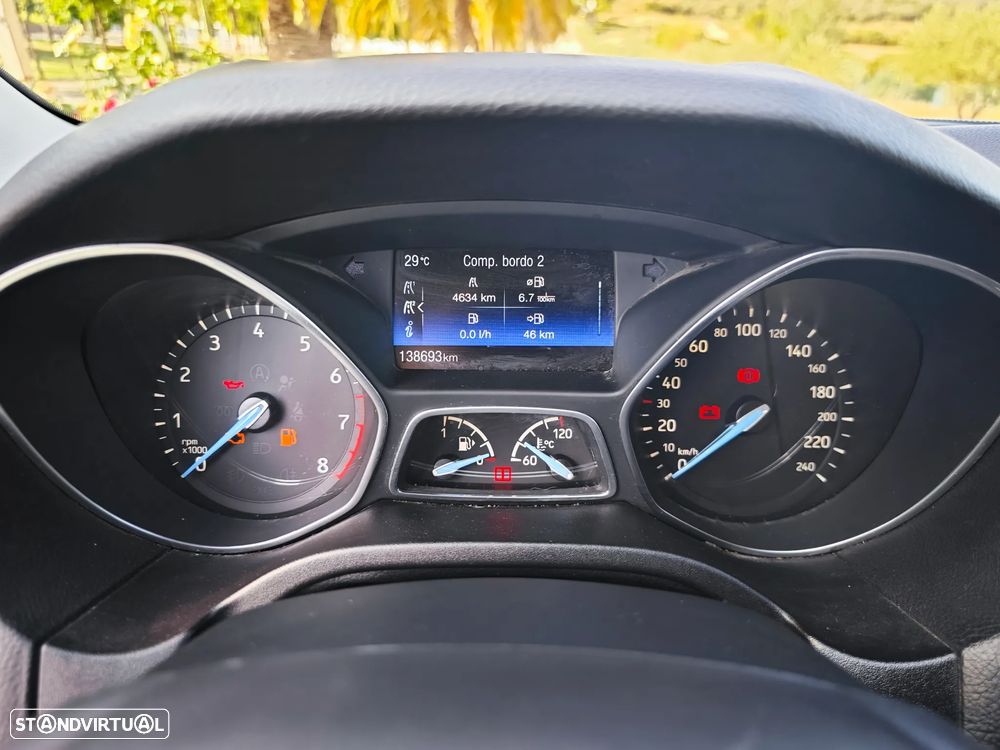 Ford Focus SW 1.0 SCTi Titanium - 15