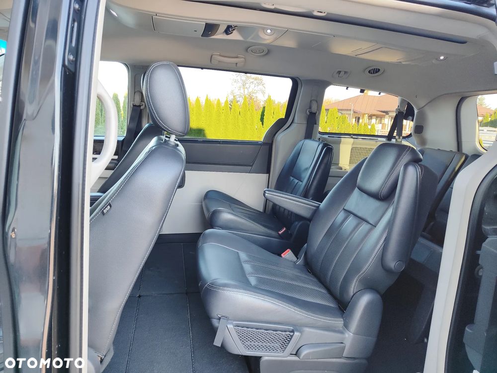 Chrysler Grand Voyager 2.8 CRD Limited - 17