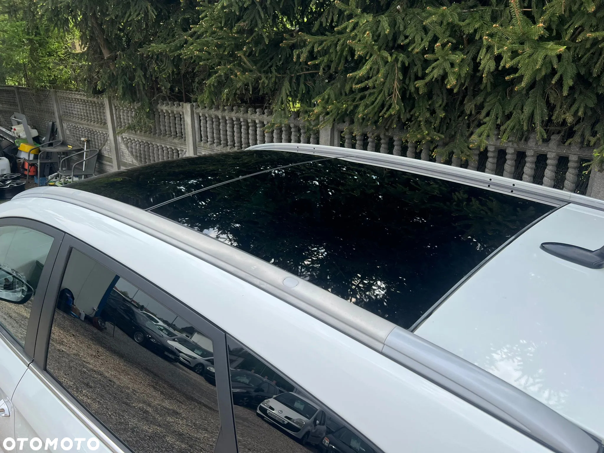 Kia Carens 1.7 CRDi XL 7os - 11