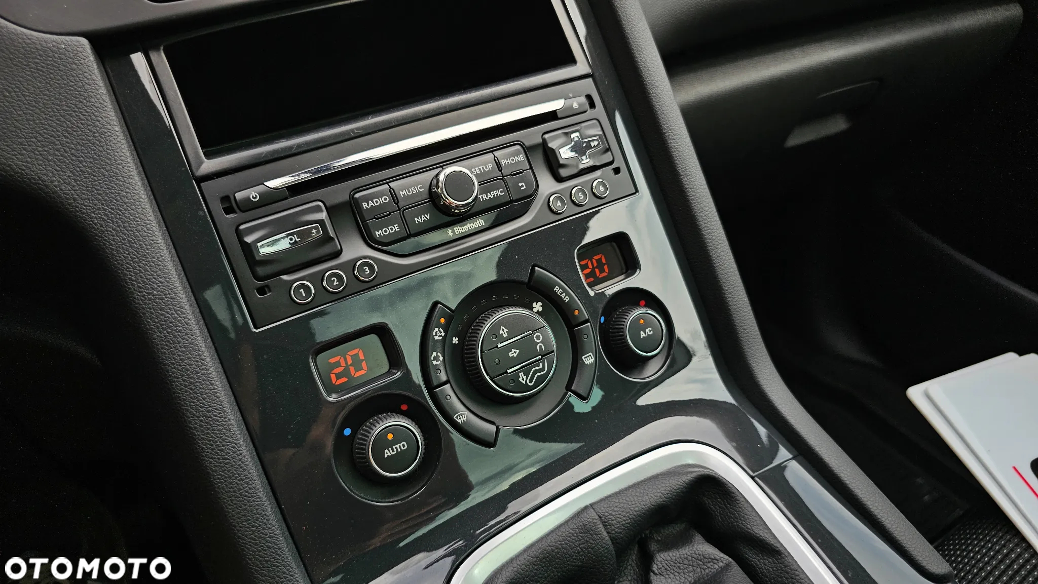 Peugeot 5008 HDI FAP 115 Style - 23