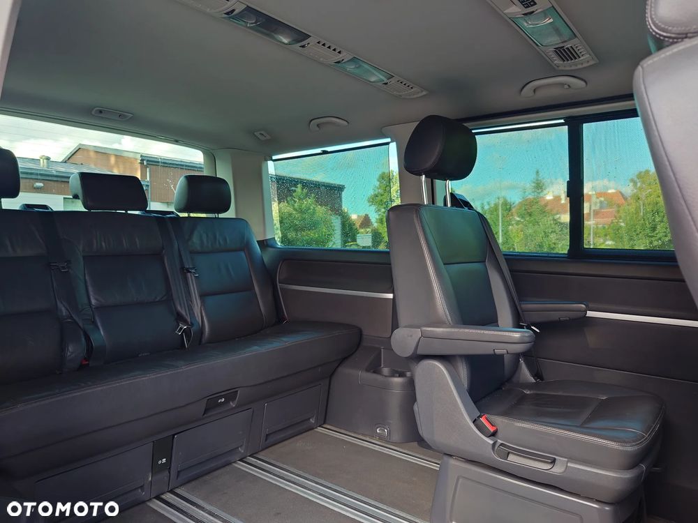 Volkswagen Multivan - 7