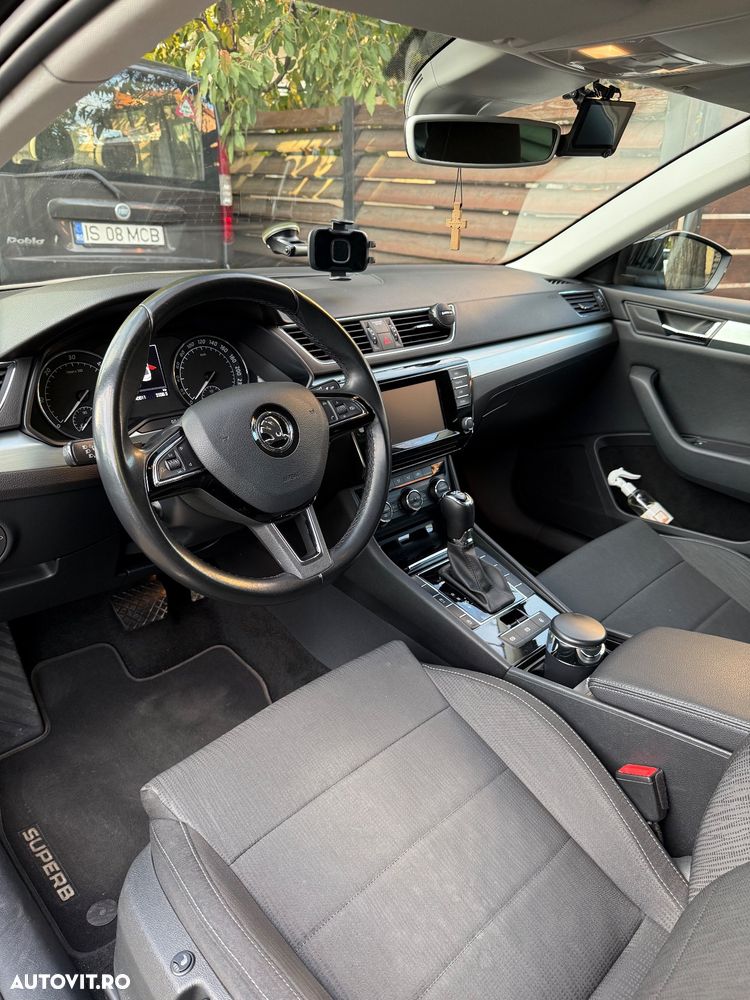 Skoda Superb 2.0 TDI DSG Ambition - 7