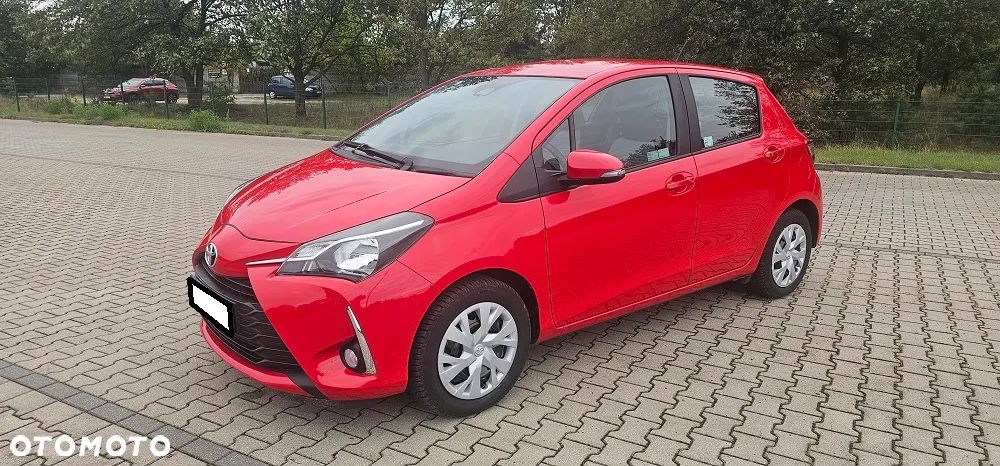 Toyota Yaris 1.5 Premium - 8
