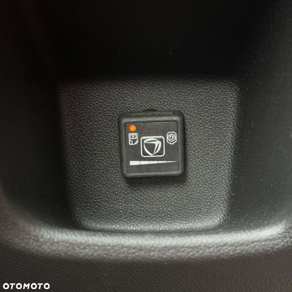 Opel Crossland X - 40