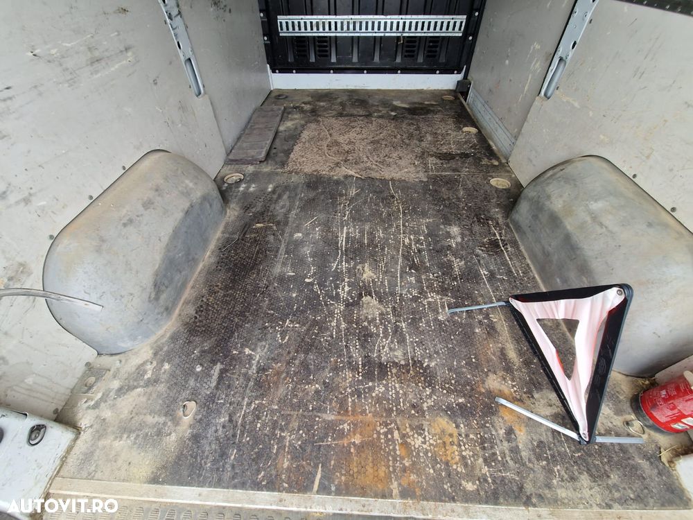 Renault MASTER FURGON 2.3D 131CP MANUAL - 14