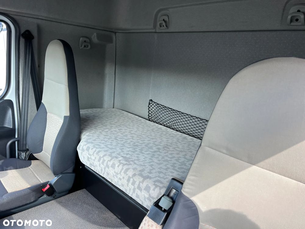 Renault PREMIUM 460 DXI EEV LANDER - 16