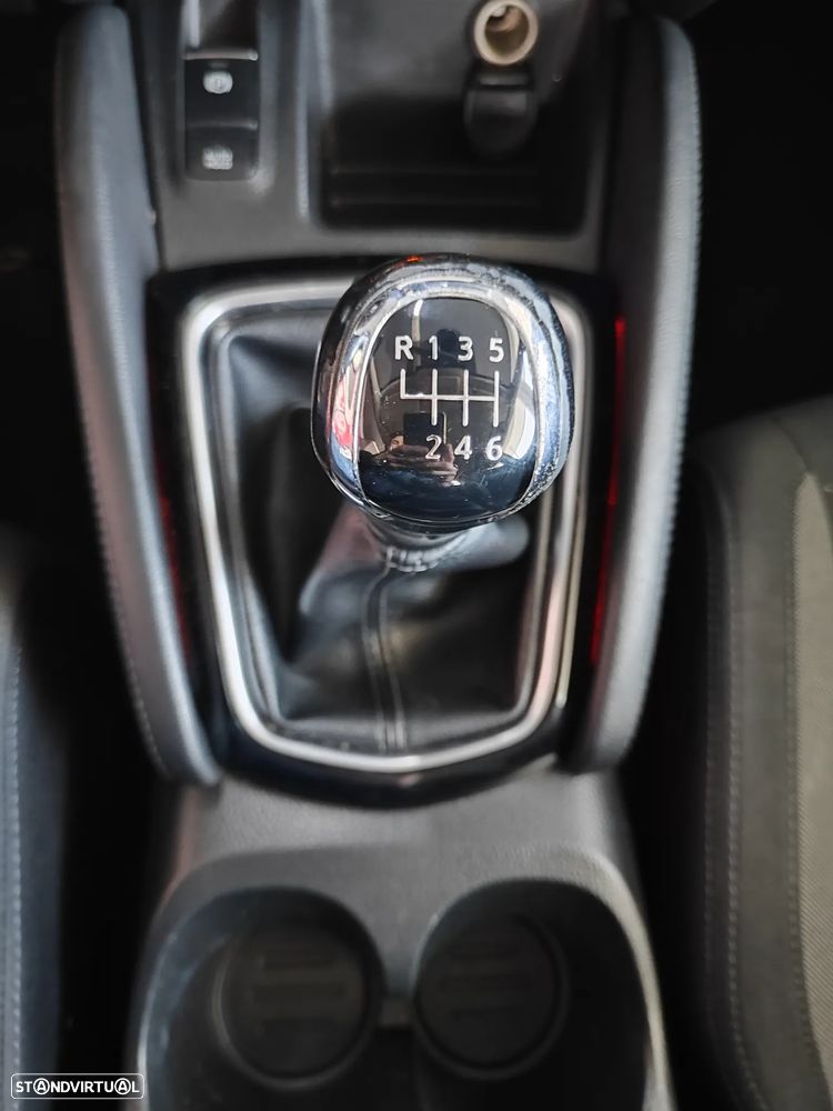 Nissan Qashqai 1.5 dCi N-Connecta RS+PS - 31