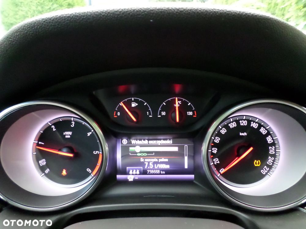 Opel Insignia 2.0 CDTI Cosmo S&S - 35