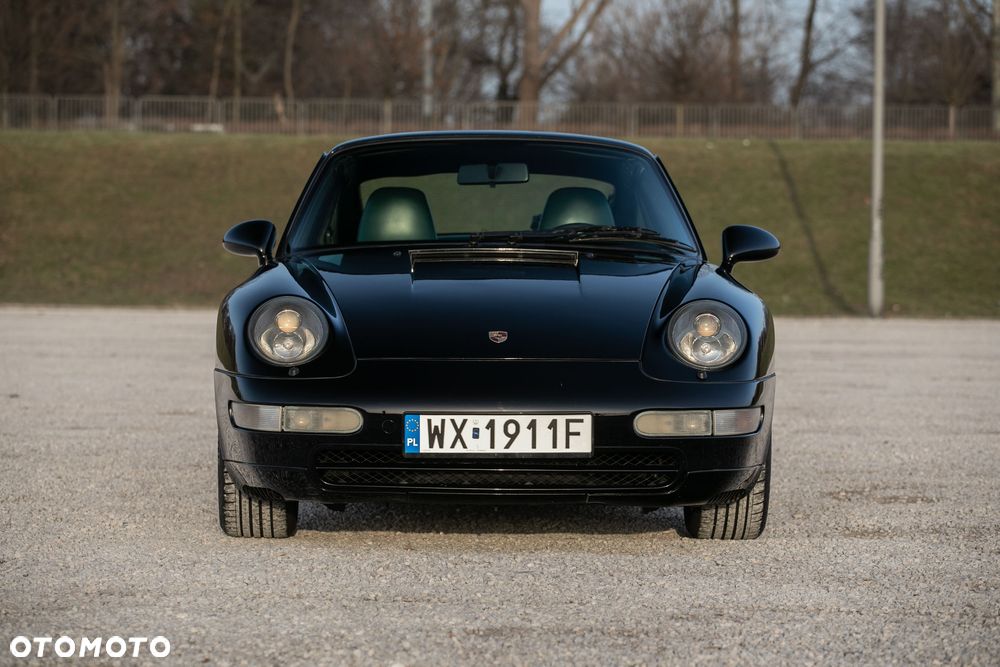Porsche 911 Carrera 4 - 5