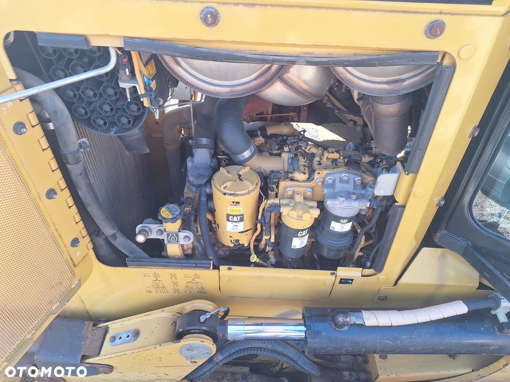 Caterpillar CAT D6K2 LGP - 25