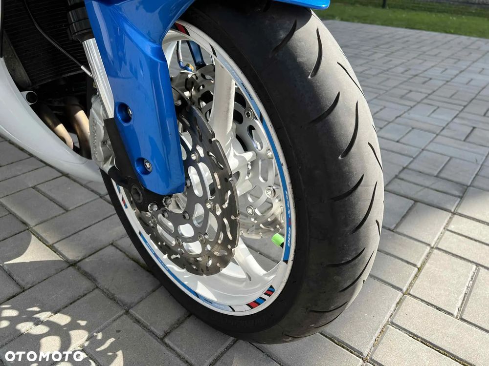 Suzuki GSX-R - 11