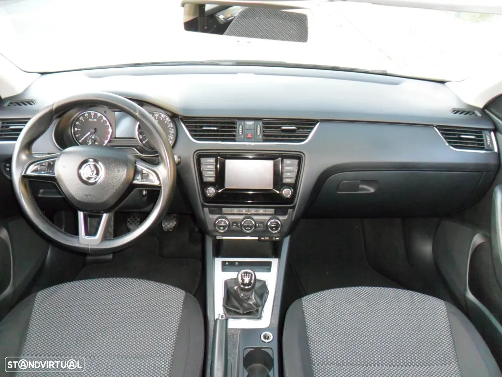 Skoda Octavia 1.6 TDI Elegance - 17