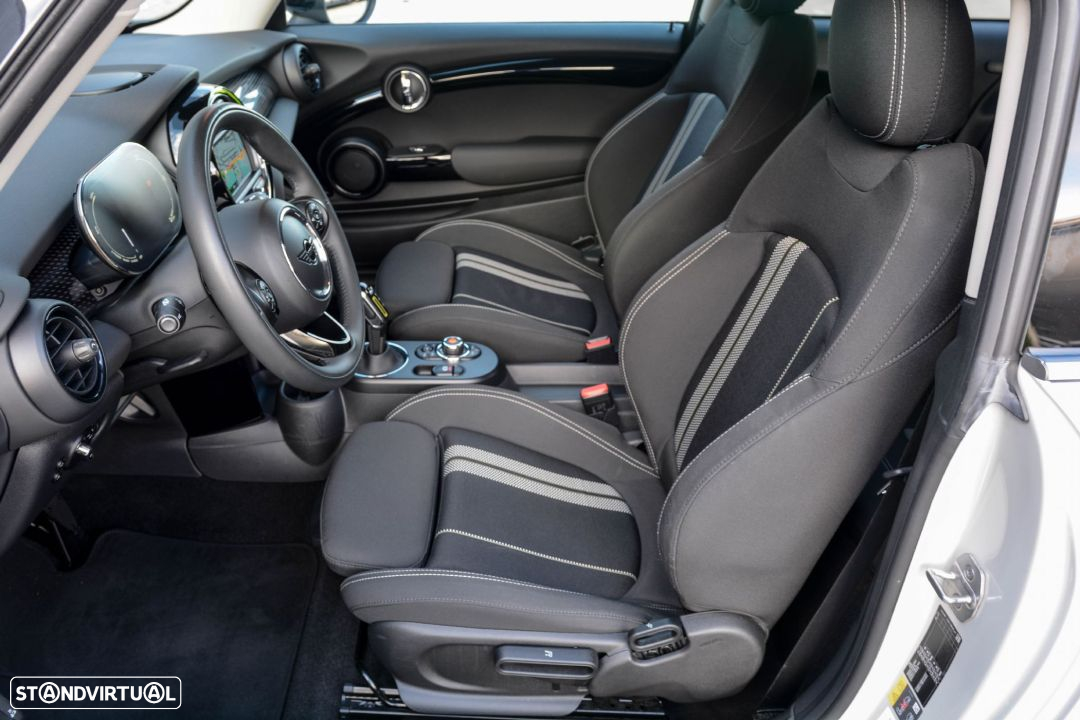 MINI 3 Portas Cooper SE - 17