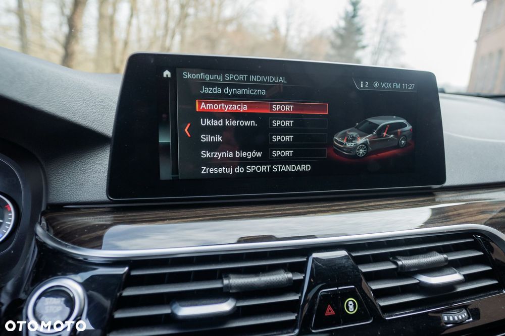 BMW Seria 5 520d xDrive M Sport Edition - 12