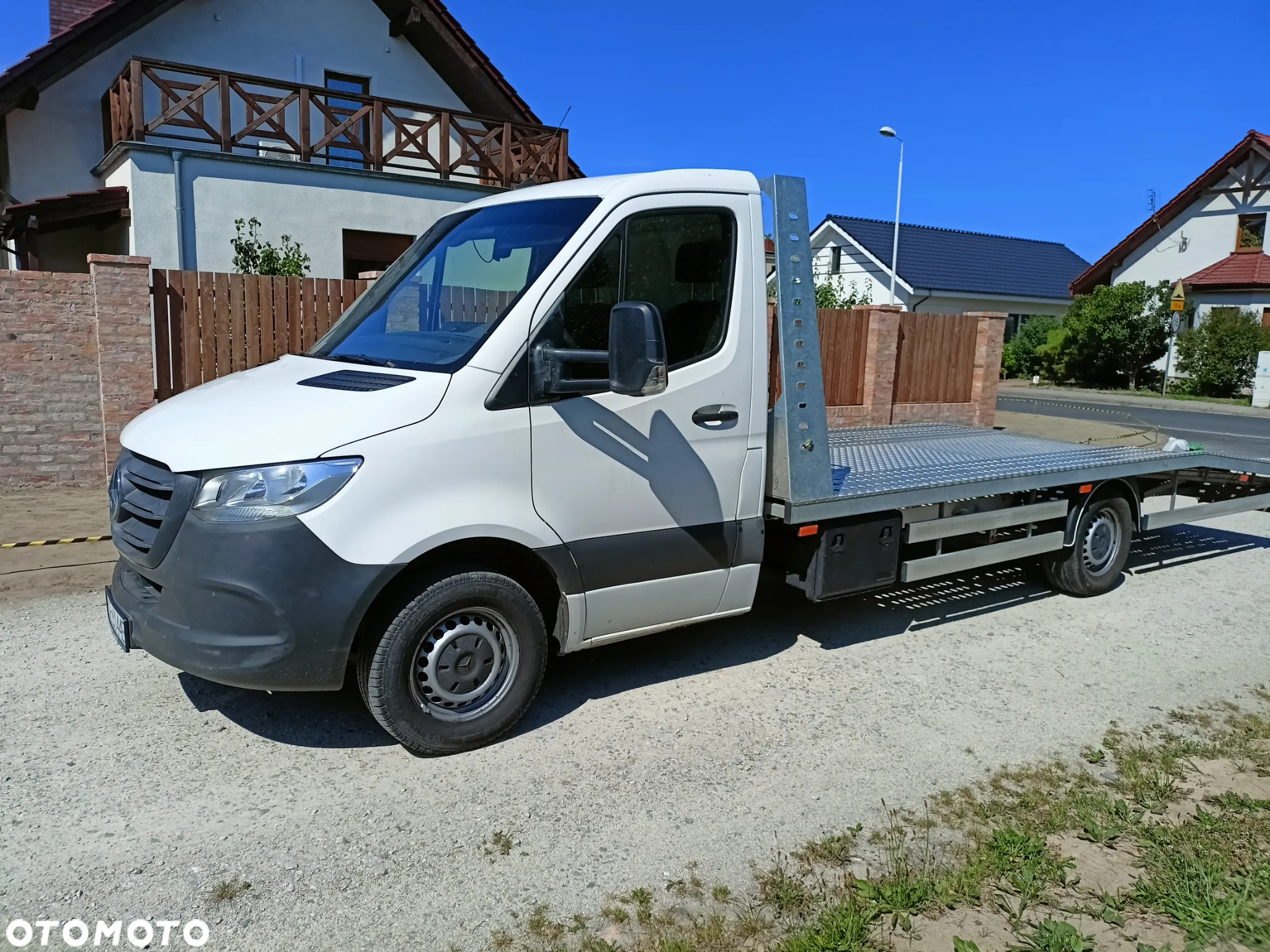 Mercedes-Benz Sprinter - 4