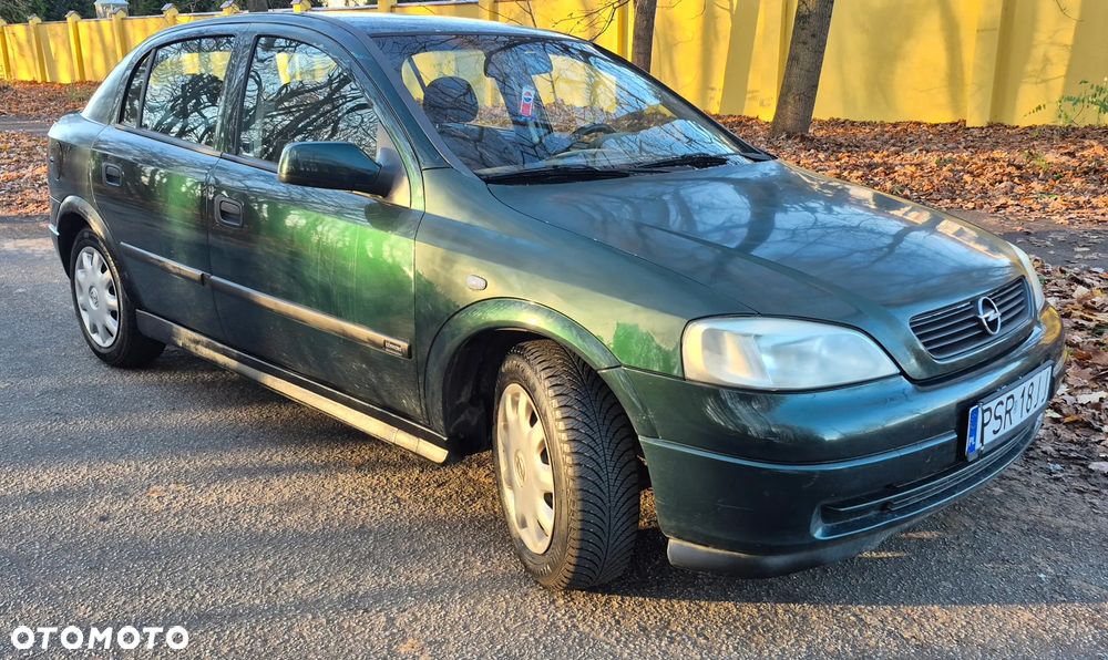 Opel Astra 2.0 DI Comfort - 2