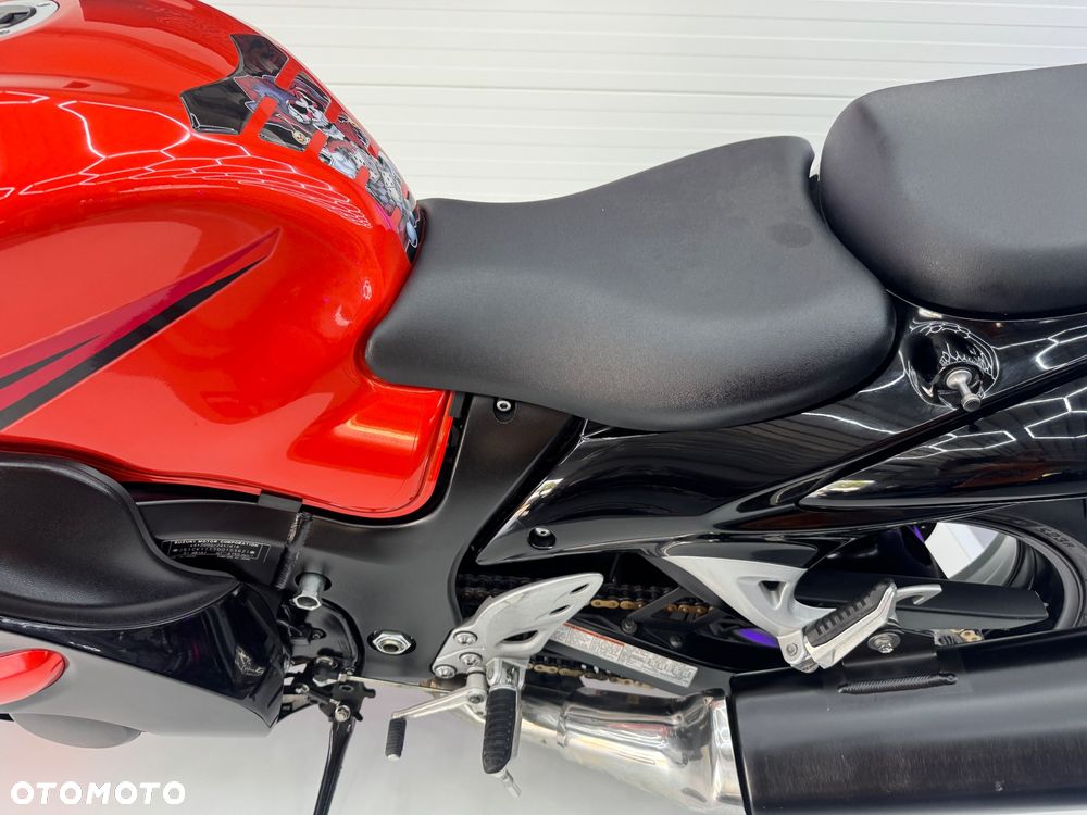 Suzuki GSX-R - 30