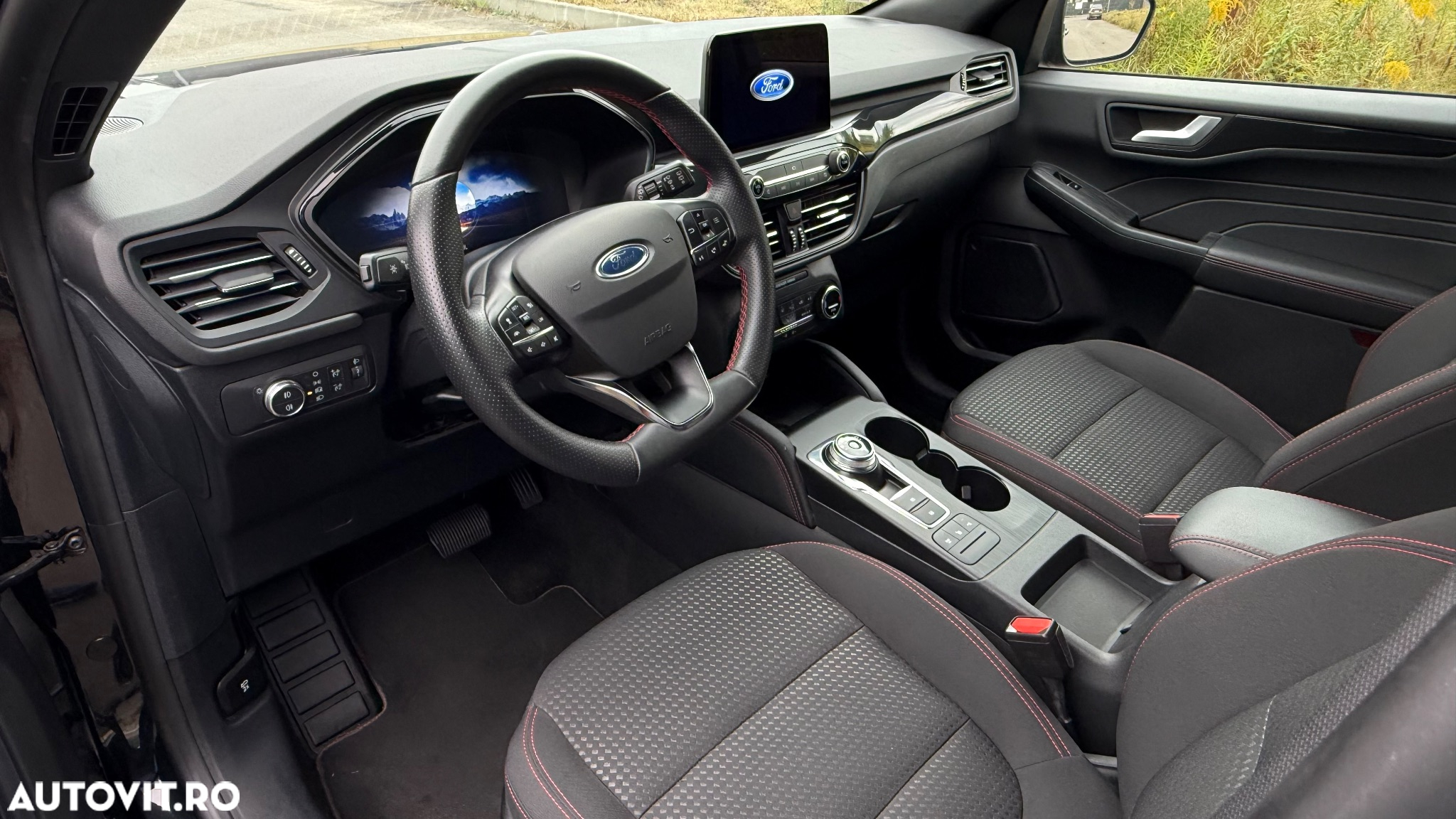 Ford Kuga 2.5 Duratec FHEV ST-LINE - 17