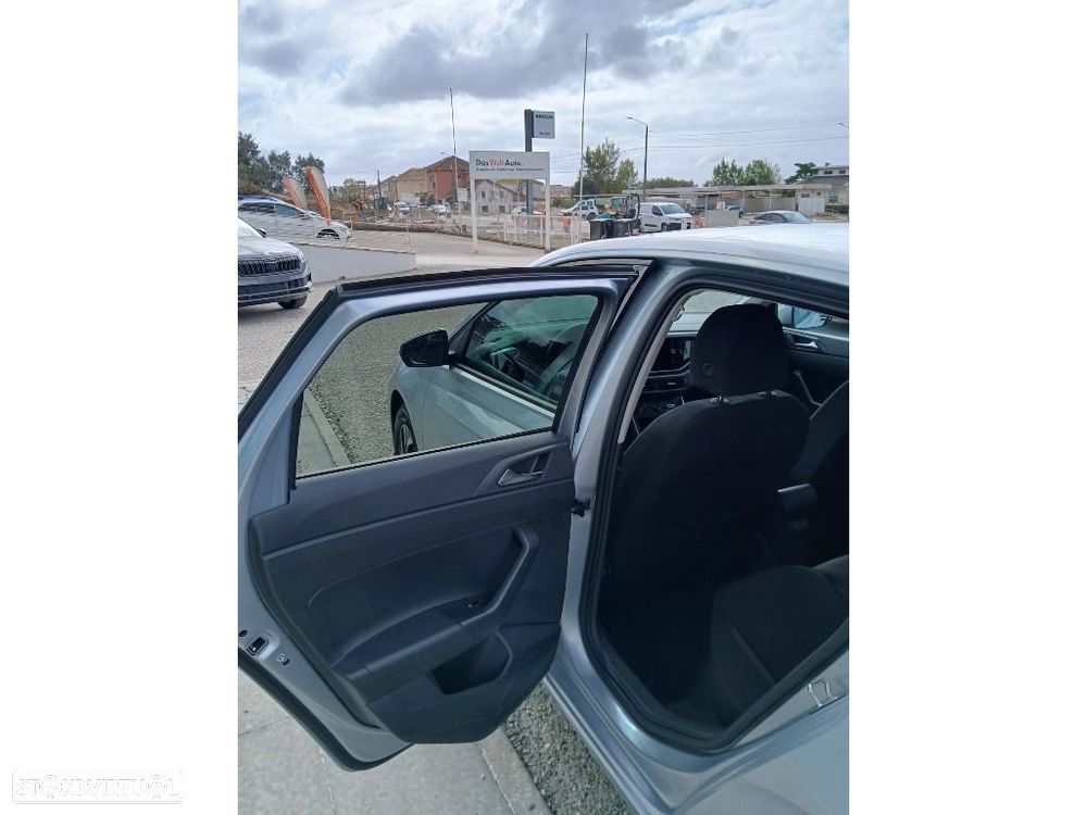 VW Polo 1.0 TSI Urban DSG - 16