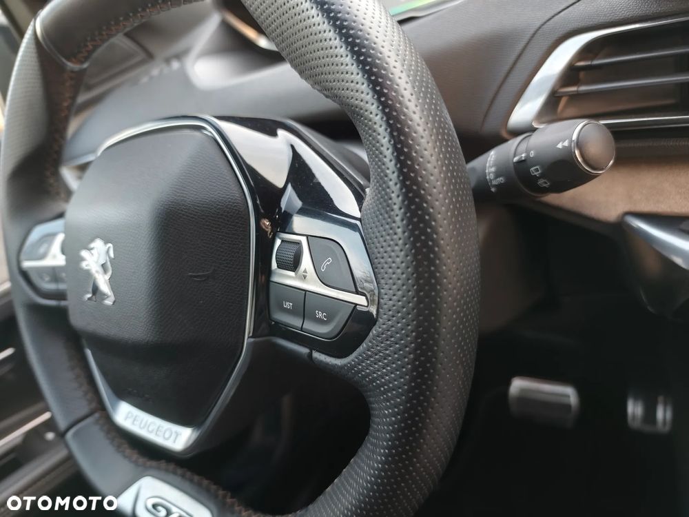 Peugeot 3008 1.6 PureTech GT Pack S&S EAT8 - 25